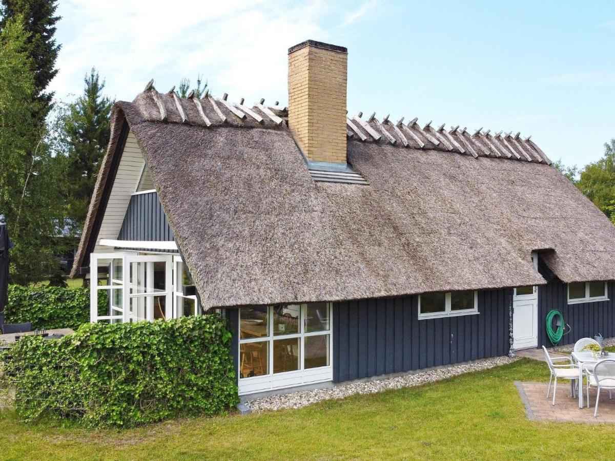 Holiday Home Vaeggerlose Ccxiv Bøtø By Zewnętrze zdjęcie