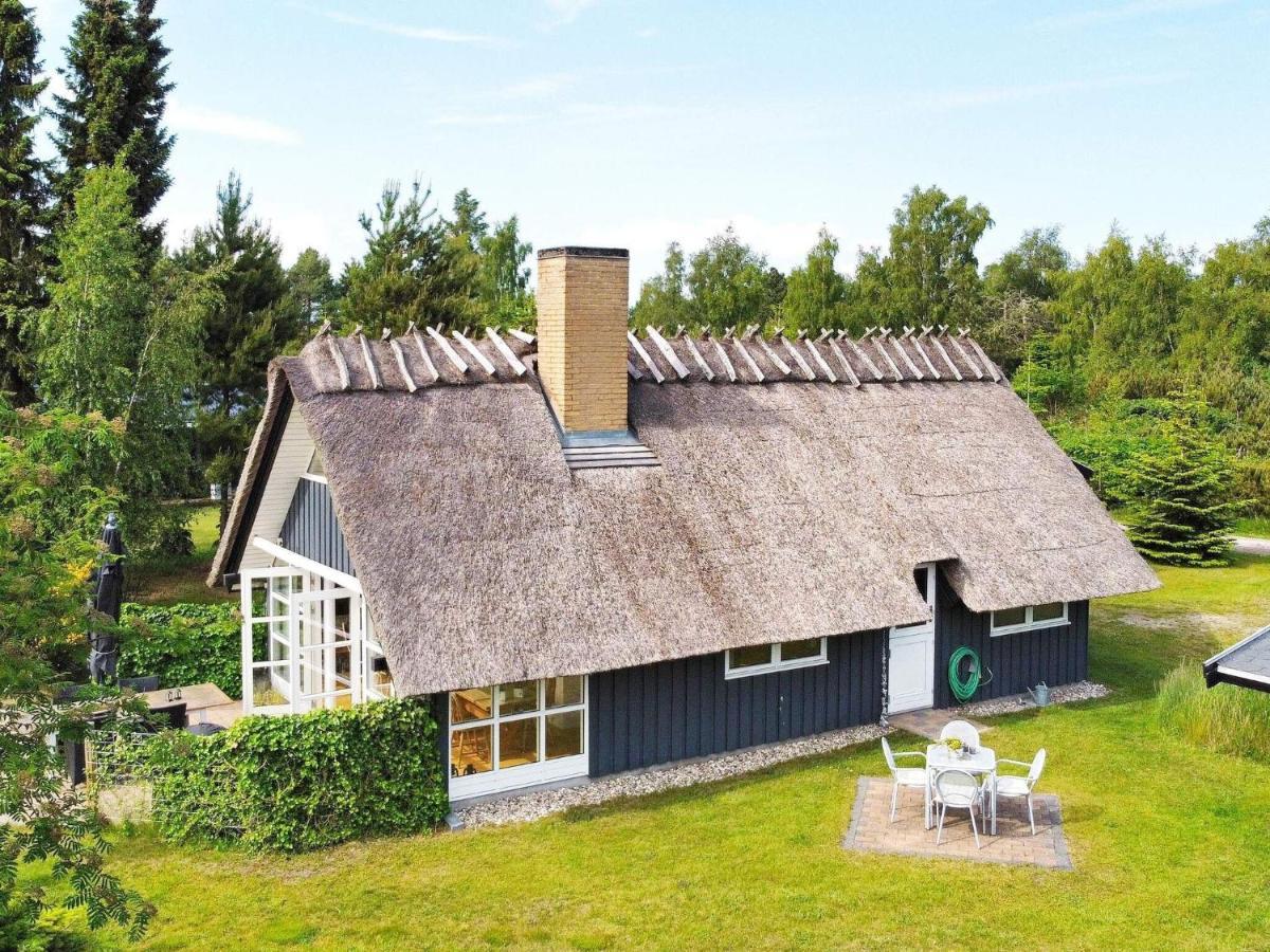Holiday Home Vaeggerlose Ccxiv Bøtø By Zewnętrze zdjęcie