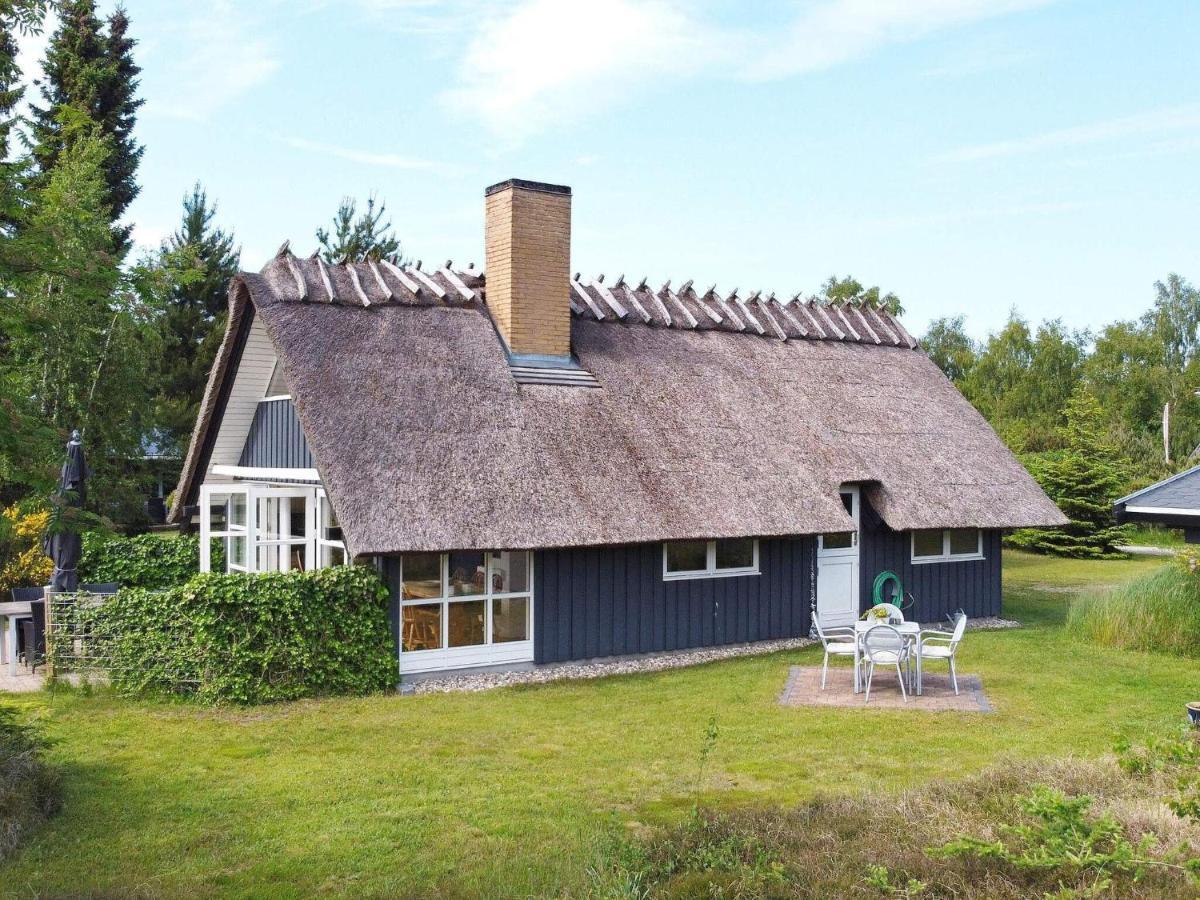 Holiday Home Vaeggerlose Ccxiv Bøtø By Zewnętrze zdjęcie